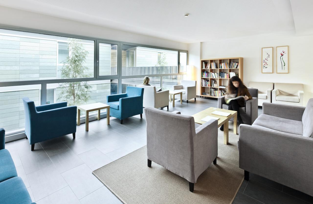 Residencia Universitaria Sarria Apartment Барселона Екстериор снимка
